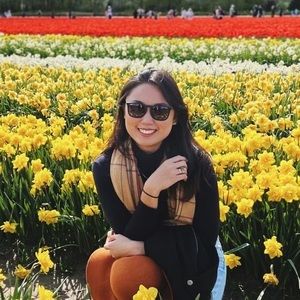 Meet your Posher, Keila